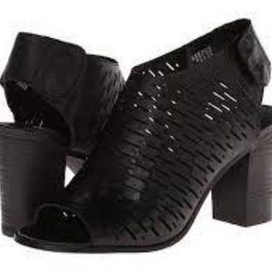 Steve Madden Leala Open Toe Bootie Black Size 7.5